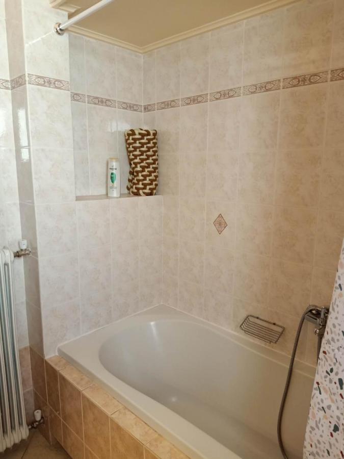 Big Apt 3Bed 3Bath 10 Min Walk Acropolis Atenas Exterior foto